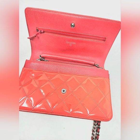 Authentic Chanel WOC Classic Wallet On Chain Patent Quilted Coral SHW - Picture 5 of 11